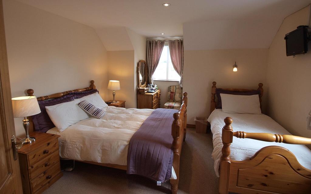 エニス Glencove Bed & Breakfast エクステリア 写真