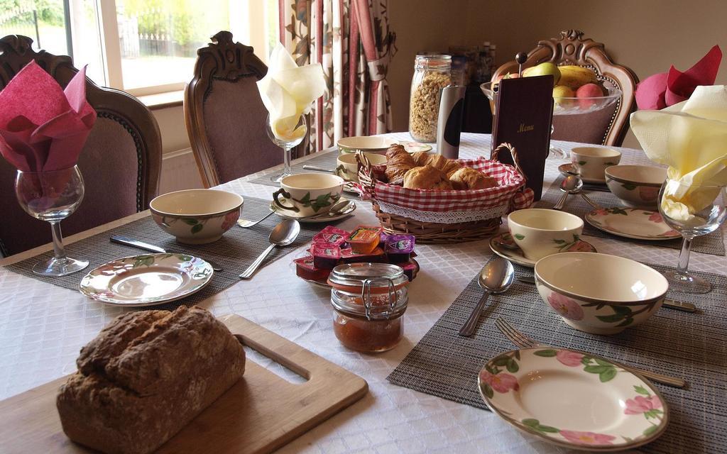 エニス Glencove Bed & Breakfast エクステリア 写真